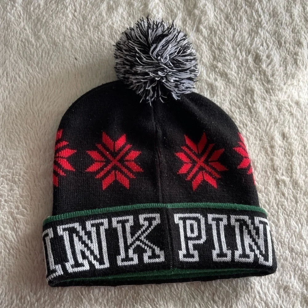 Victoria’s Secret PINK logo Christmas winter bobble beanie toboggan hat